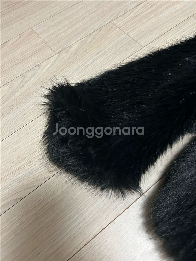 얼바닉30urbanic30 Faux Fur Jacket--4