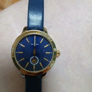 토리버치 시계 9만원 상태최상 정가48만원 5분의1가격