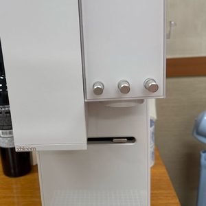 엑스블룸 스튜디오 커피머신 화이트