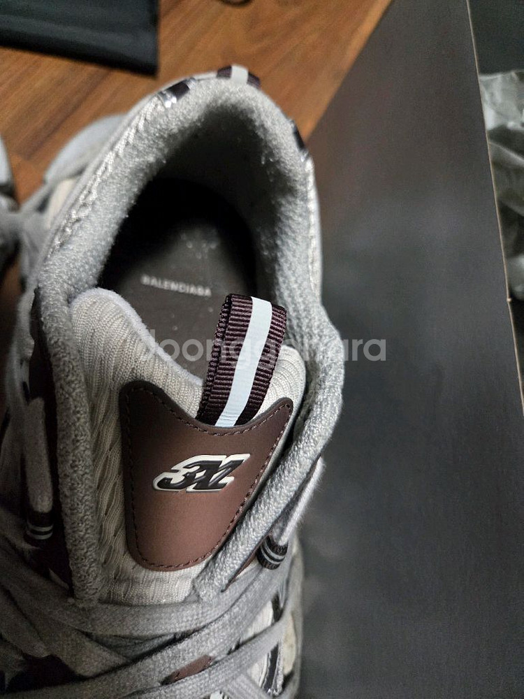 발렌시아가 3xl 익스트림 레이스 브라운 43--3