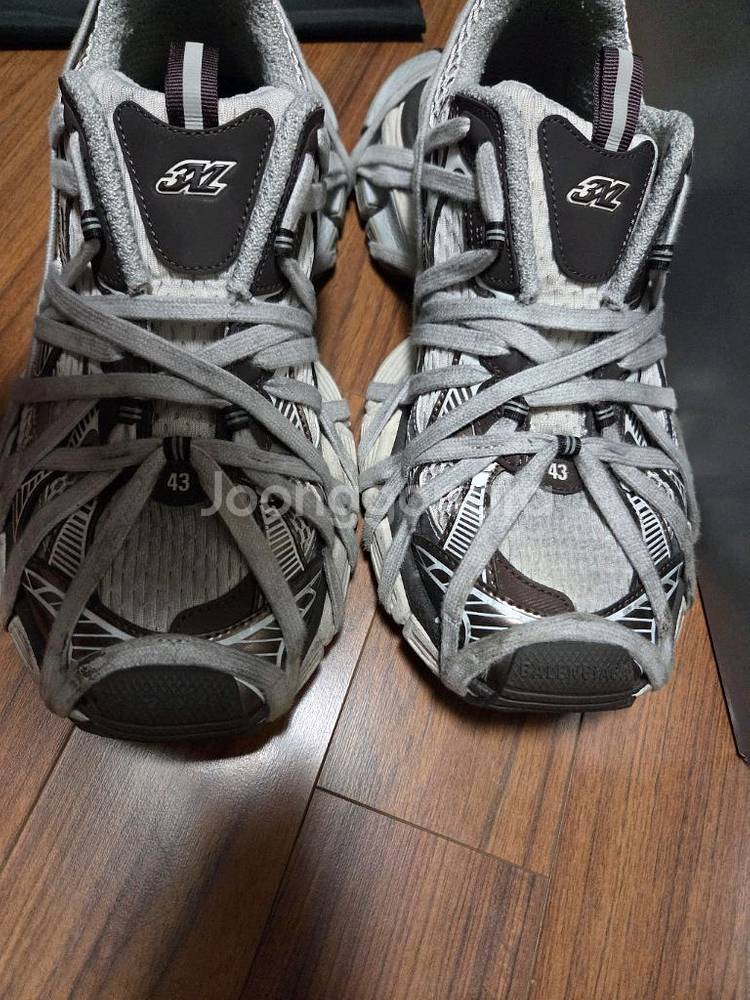 발렌시아가 3xl 익스트림 레이스 브라운 43--5