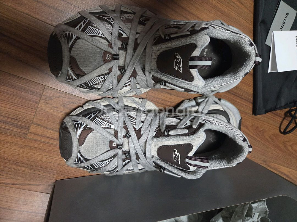 발렌시아가 3xl 익스트림 레이스 브라운 43--2