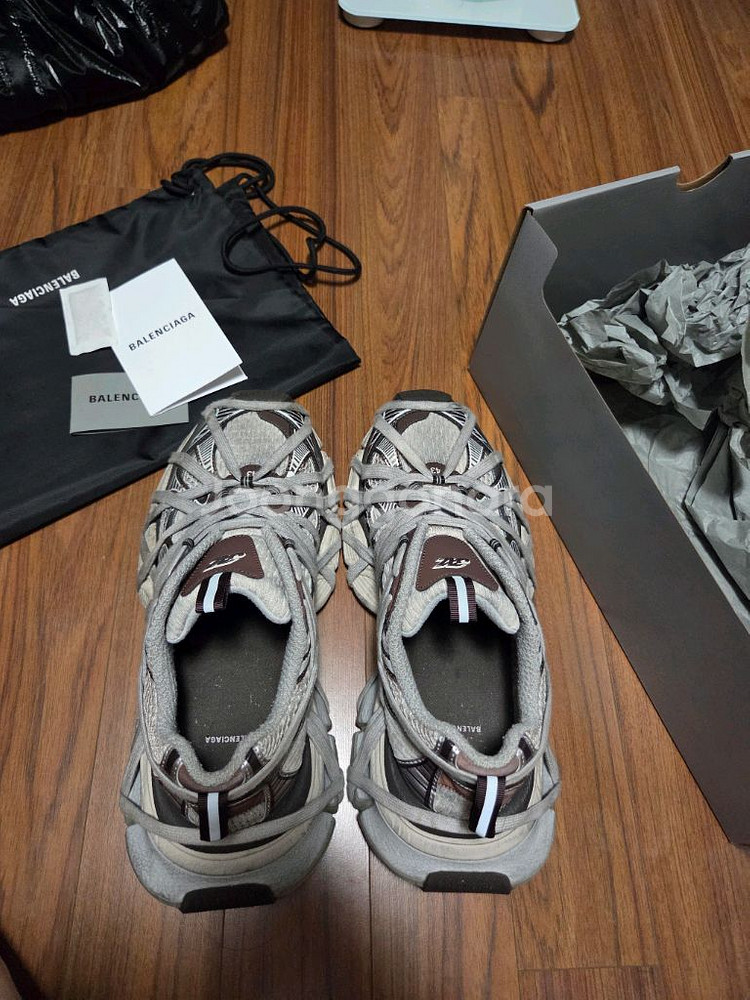 발렌시아가 3xl 익스트림 레이스 브라운 43--9