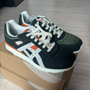 아식스 GT-II 35주년 한정판 (블랙/크림) 265