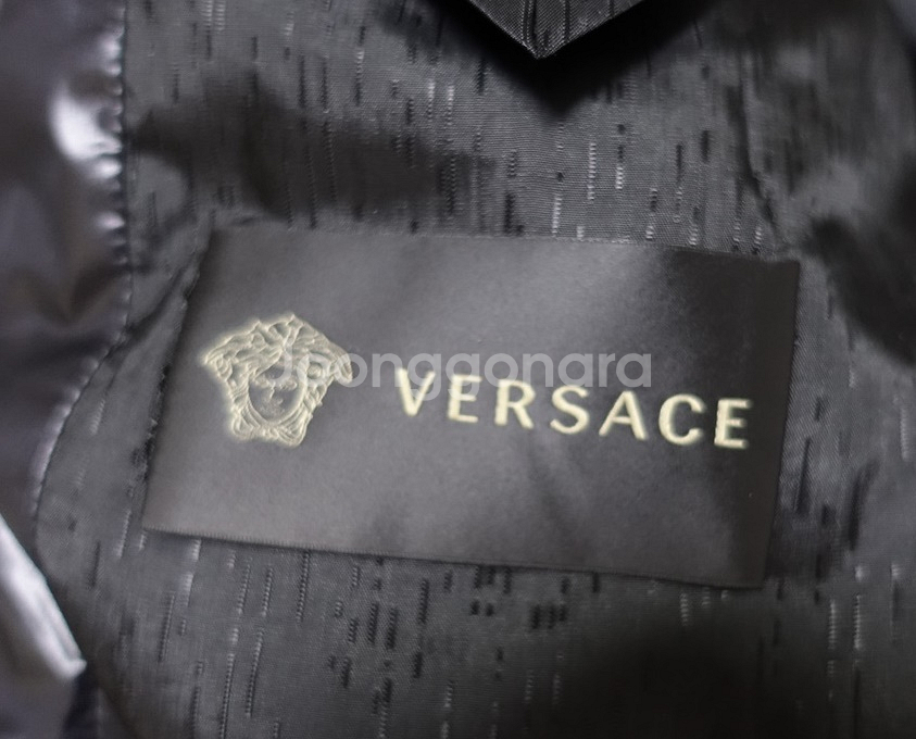 베르사체 블랙 구스다운 라이더 패딩--6