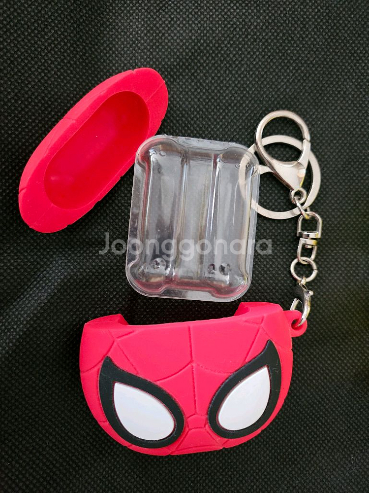 에어팟 케이스 미사용 두 개 스펀지밥 스파이더맨--2