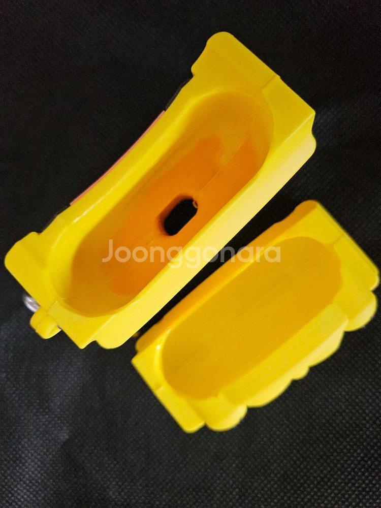 에어팟 케이스 미사용 두 개 스펀지밥 스파이더맨--5