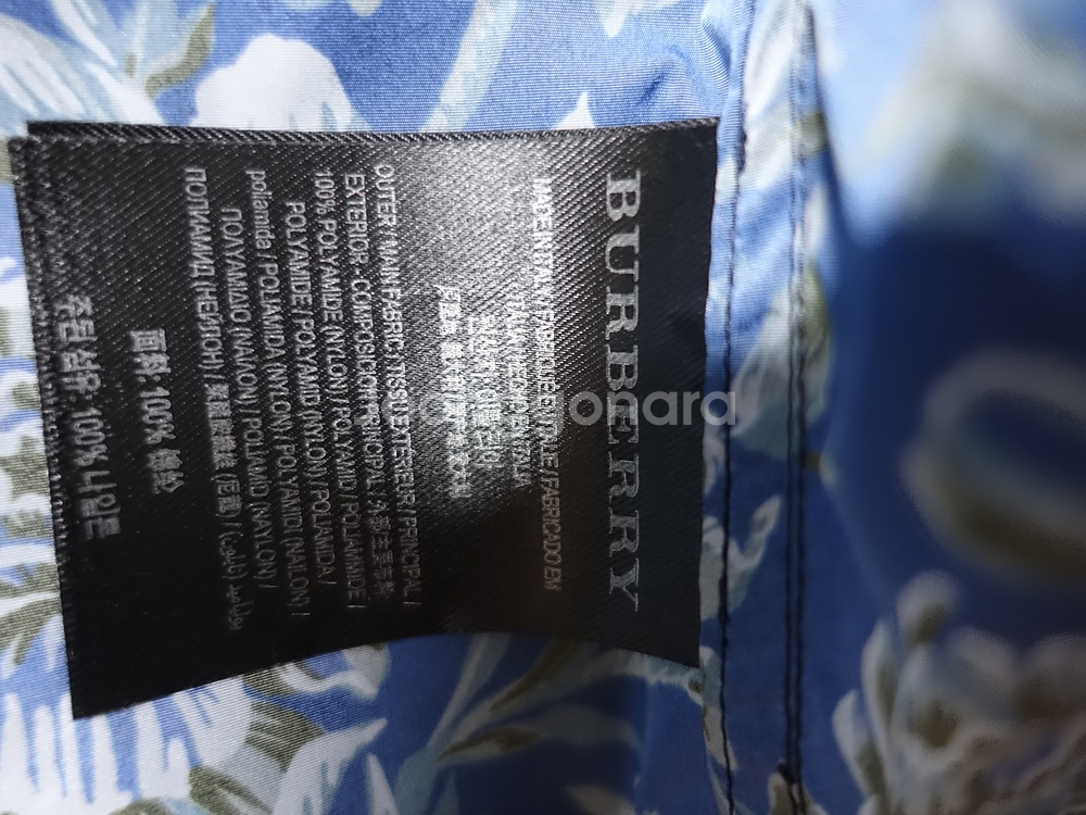 버버리 프로섬 블루 플로럴 윈드브레이커 새상품--5