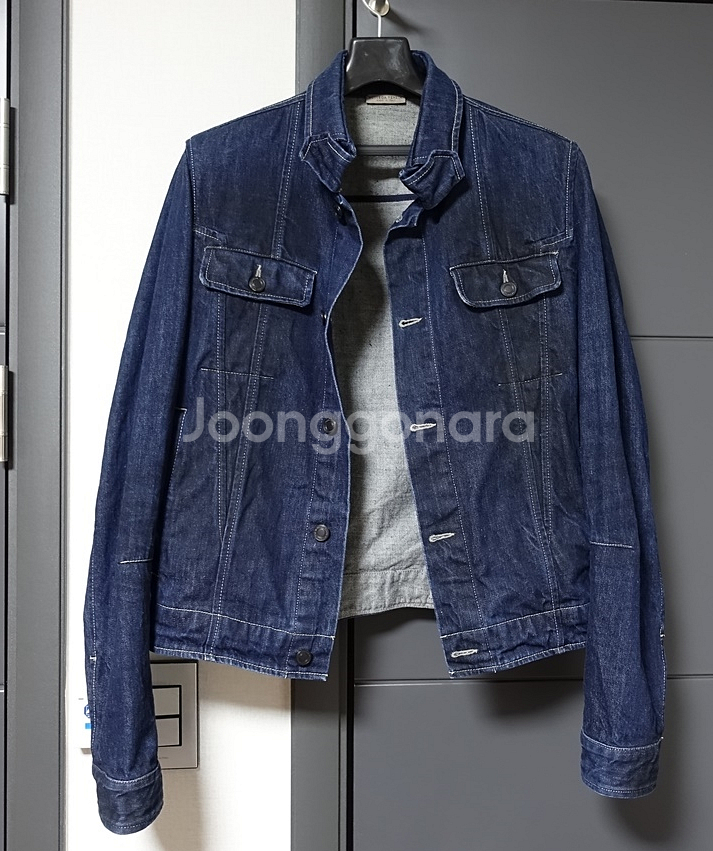 보테가 베네타 디스트레스드 데님 자켓--1