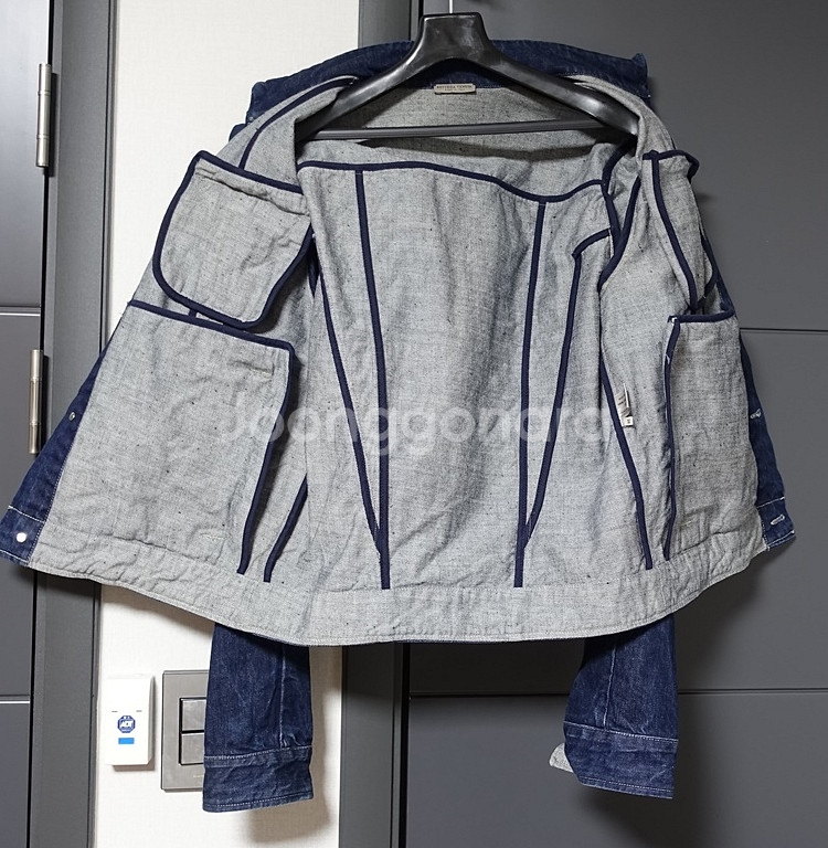 보테가 베네타 디스트레스드 데님 자켓--3