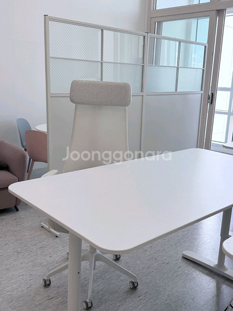 이케아 베칸트 책상 화이트 책상 사무용 넓은책상--4