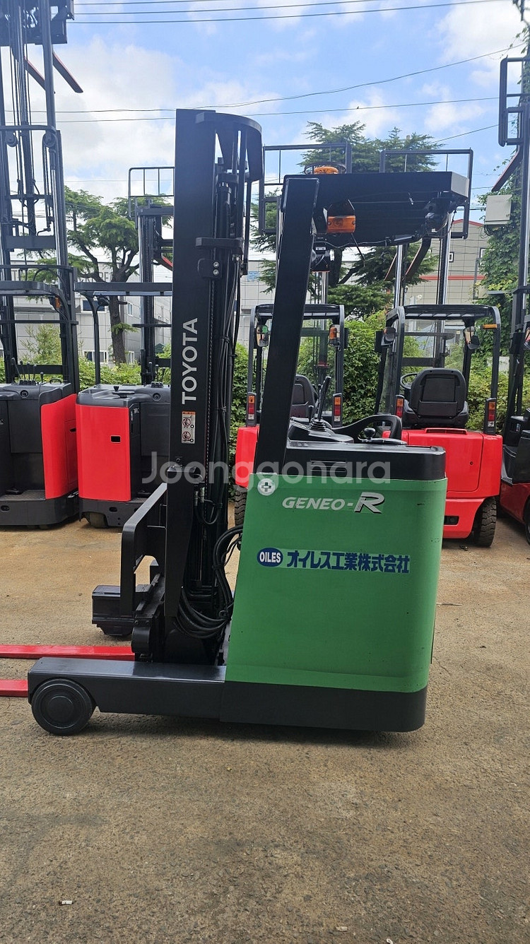 최신도요타 입식 7FBR1.5톤 전동지게차 4m FP--1