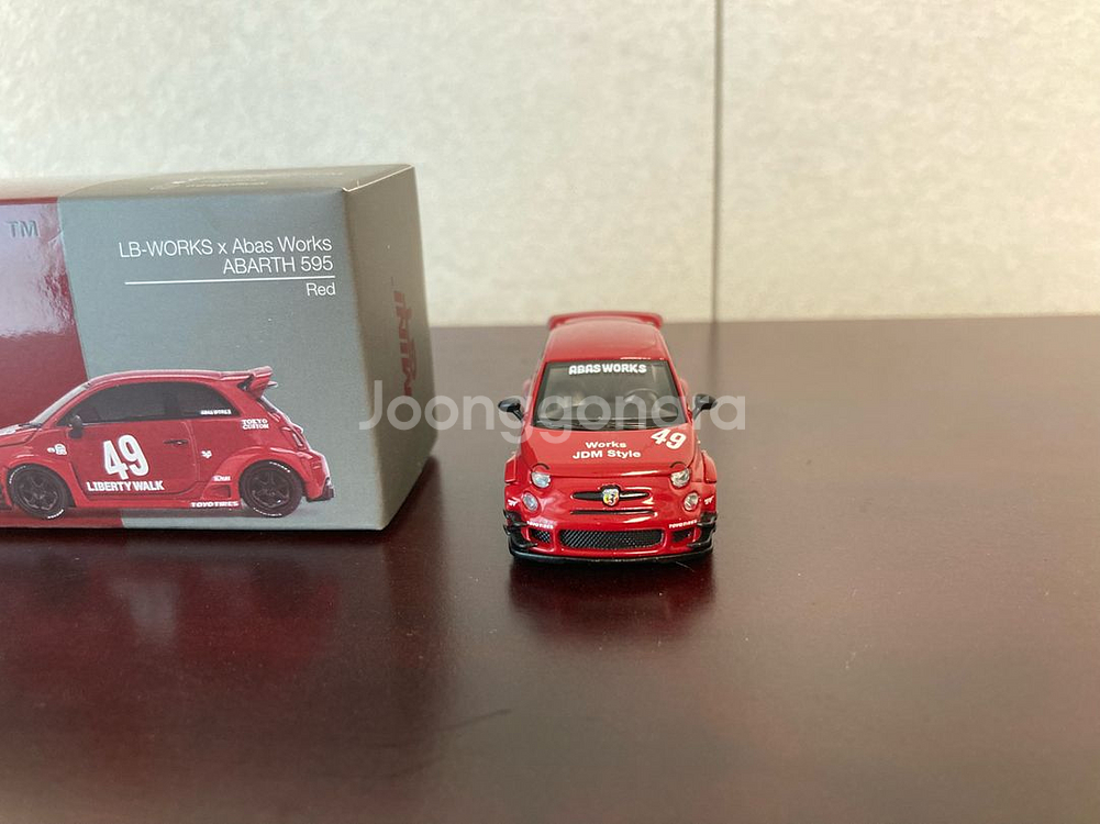 1:64 minigt 963 Fiat Abarth--3