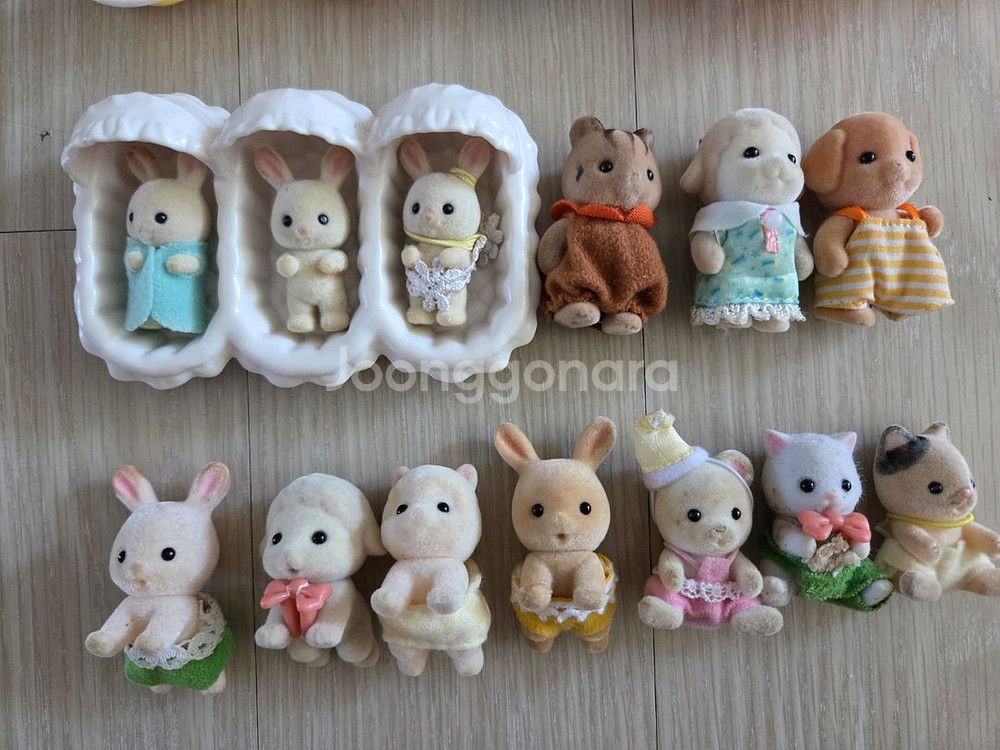 실바니안 인형 피규어 및 소품들--2