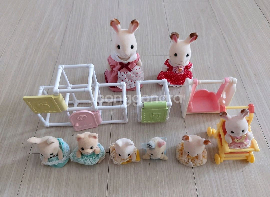 실바니안 인형 피규어 및 소품들--1