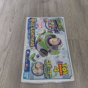 반다이 토이스토리4 버즈 라이트이어 프라모델 송료무료