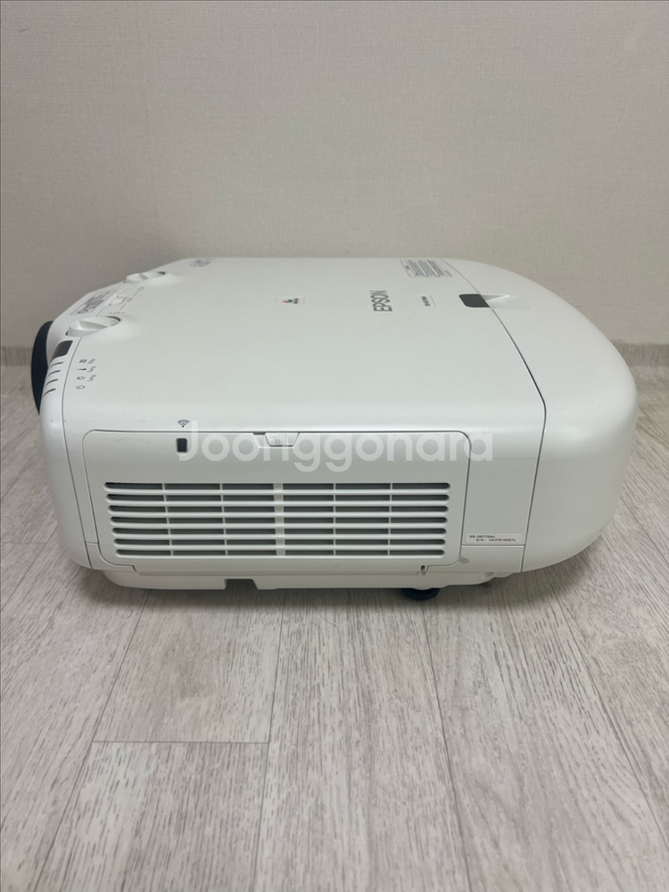 엡손 EB-G6770WU 6000안시 빔프로젝터--3