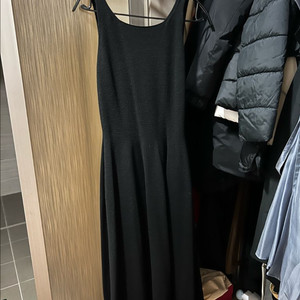 더캐시미어 홀가먼트 원피스