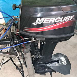선외기 보트엔진 핸들식 머큐리30마력 이미지