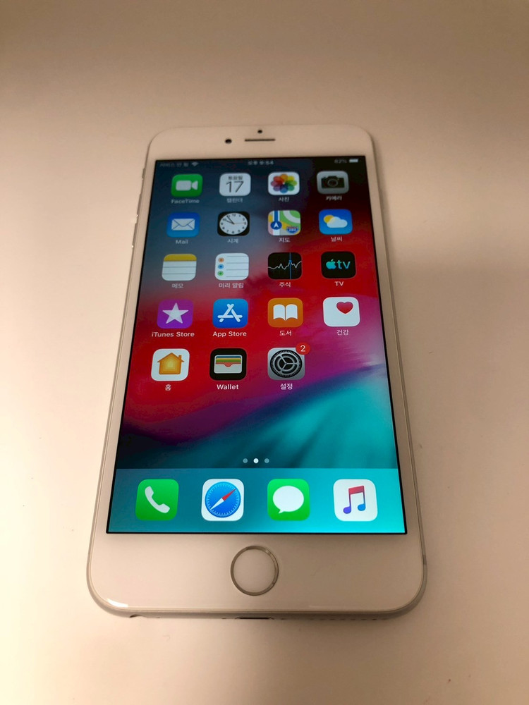 아이폰6플러스 실버 64기가 판매(23880)--7