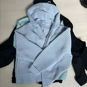 솔리드옴므 니트 후드집업 판매합니다