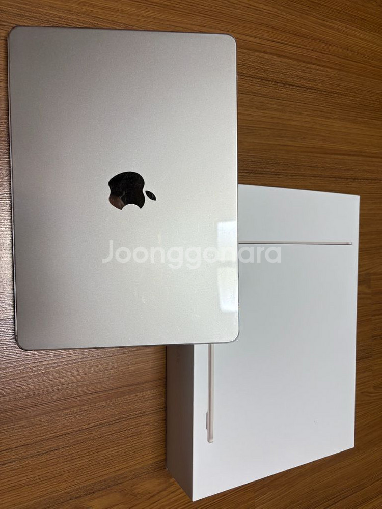 맥북에어 M2 13인치/ MacBook Air M2--0