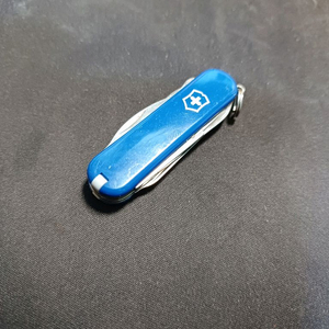 빅토리녹스 키체인 멀티툴 램블러 블루