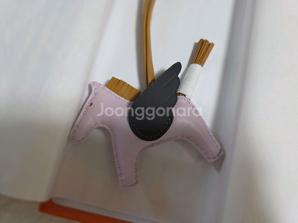 정품] 새제품 에르메스 로데오 페가수스 날달말--2