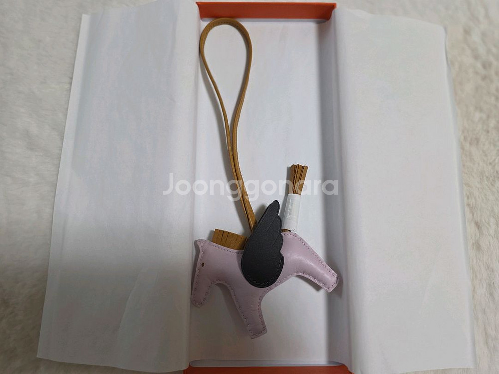 정품] 새제품 에르메스 로데오 페가수스 날달말--3