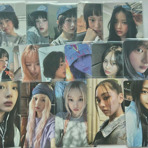 급전)뉴진스 블루북 버블검 슈퍼내추럴수퍼내추럴앨범 포카