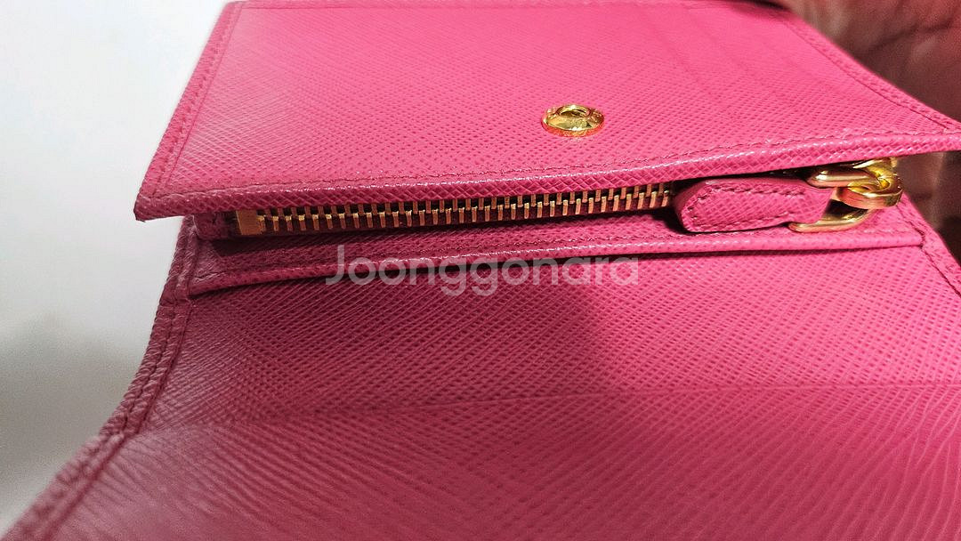 프라다 사피아노 핑크 반지갑--0