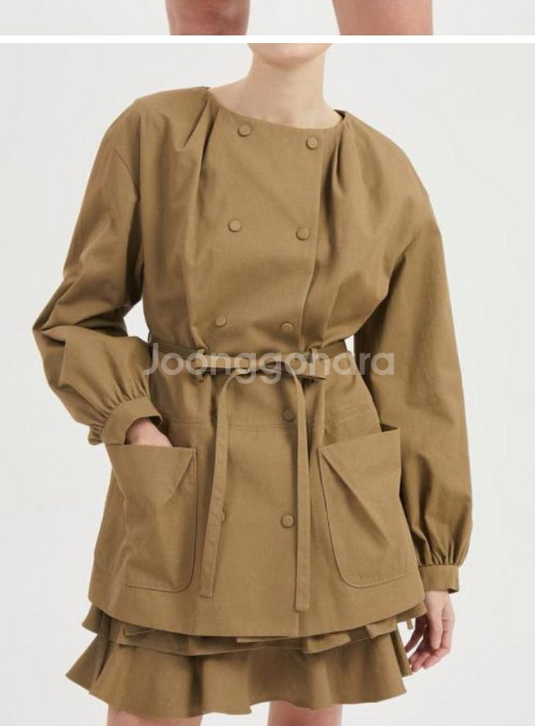 럭키슈에뜨 트렌치코트 36--0