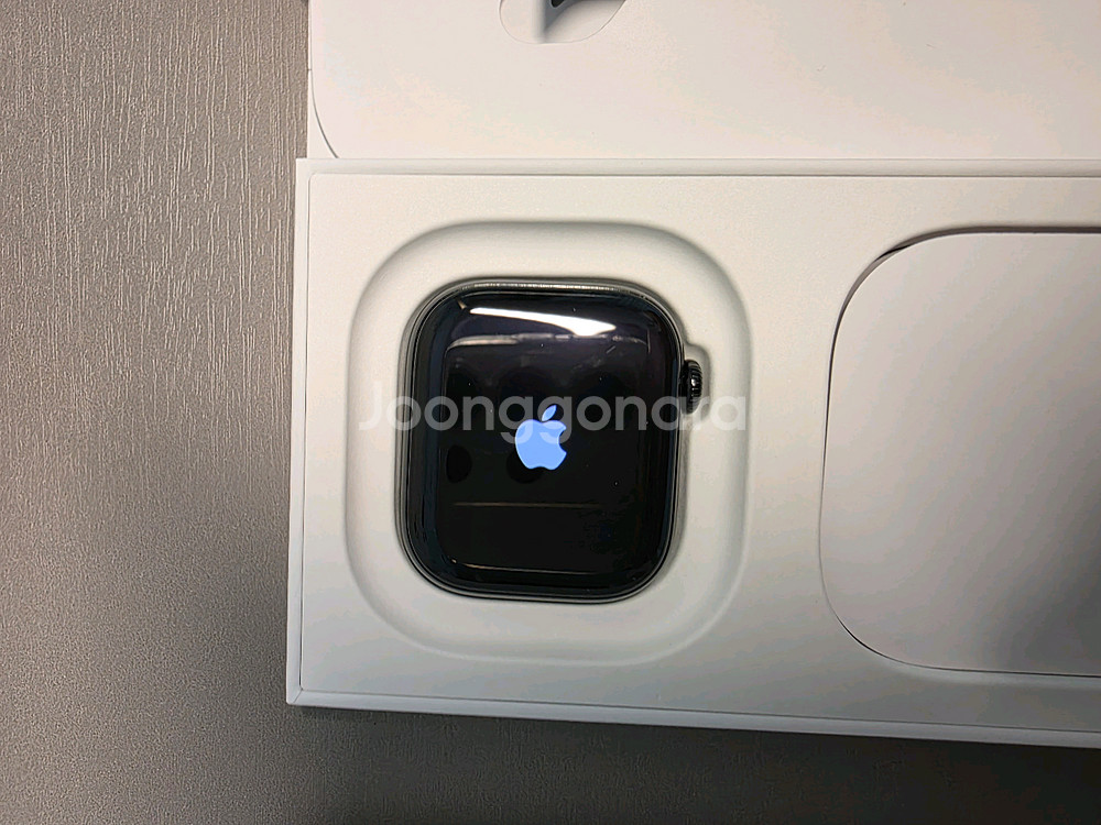 애플워치10 제트블랙 42mm GPS 모델--3