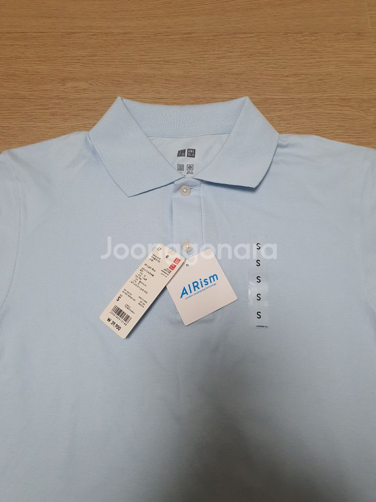 유니클로 에어리즘 반팔 카라티셔츠 S사이즈 하늘색--2