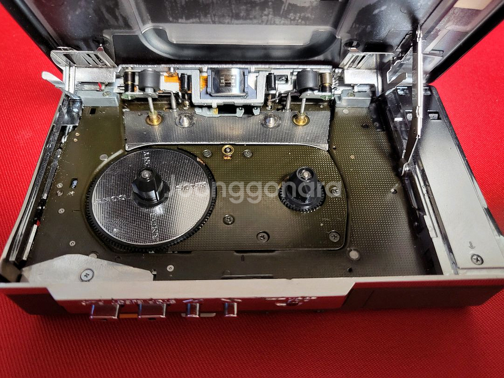 소니워크맨 TPS-R10 깨끗한 박스셋 정상작동품--8