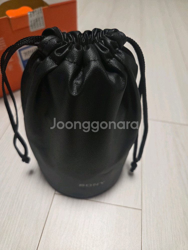 소니 SEL2070G 팝니다.--2
