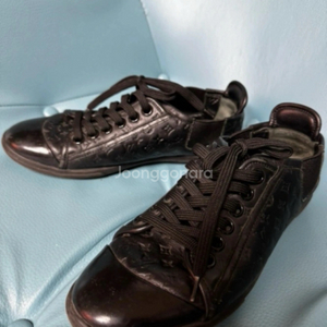 루이비통 스니커즈