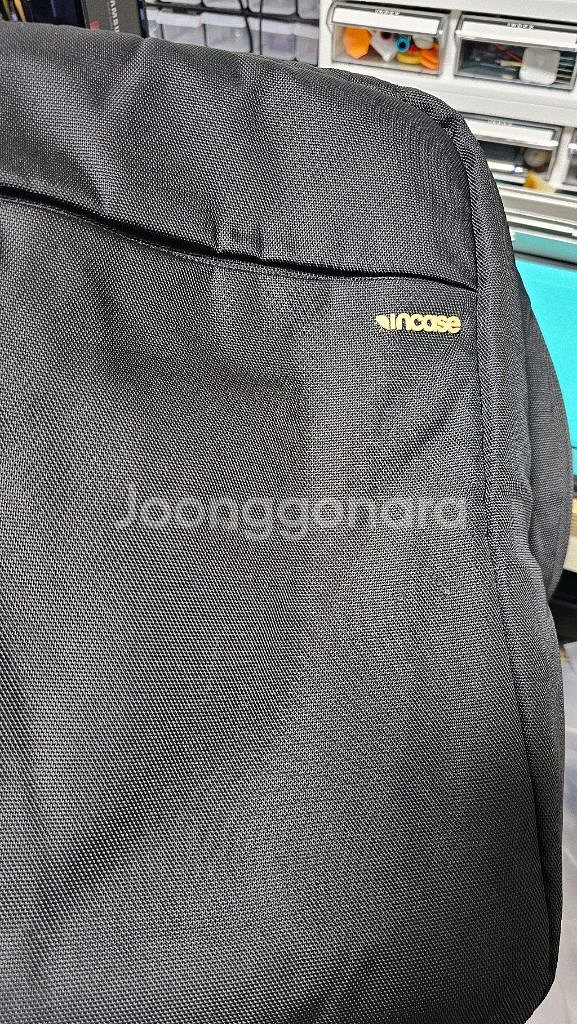 인케이스 아이콘 슬림 가방 팝니다 (택배비포함)--6