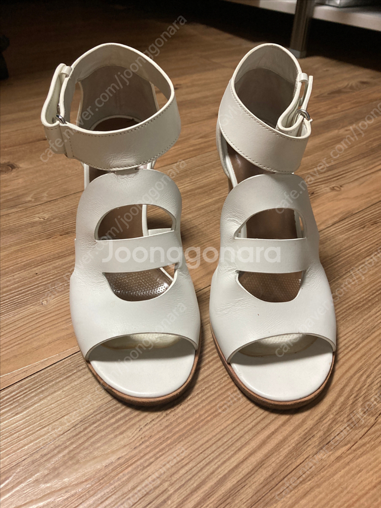 에르메스 화이트 가죽 웨지힐 샌들 230~235 35반--0
