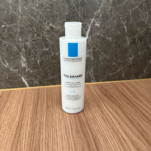 라로슈포제 똘러리앙 플루이드 클렌징밀크 200ml