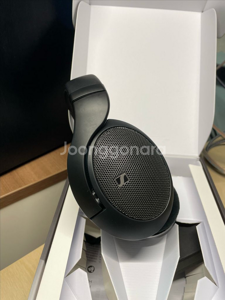 젠하이저 HD550--4