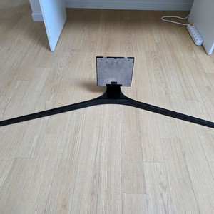 삼성전자 정품 75인치 TV 받침대 팝니다.