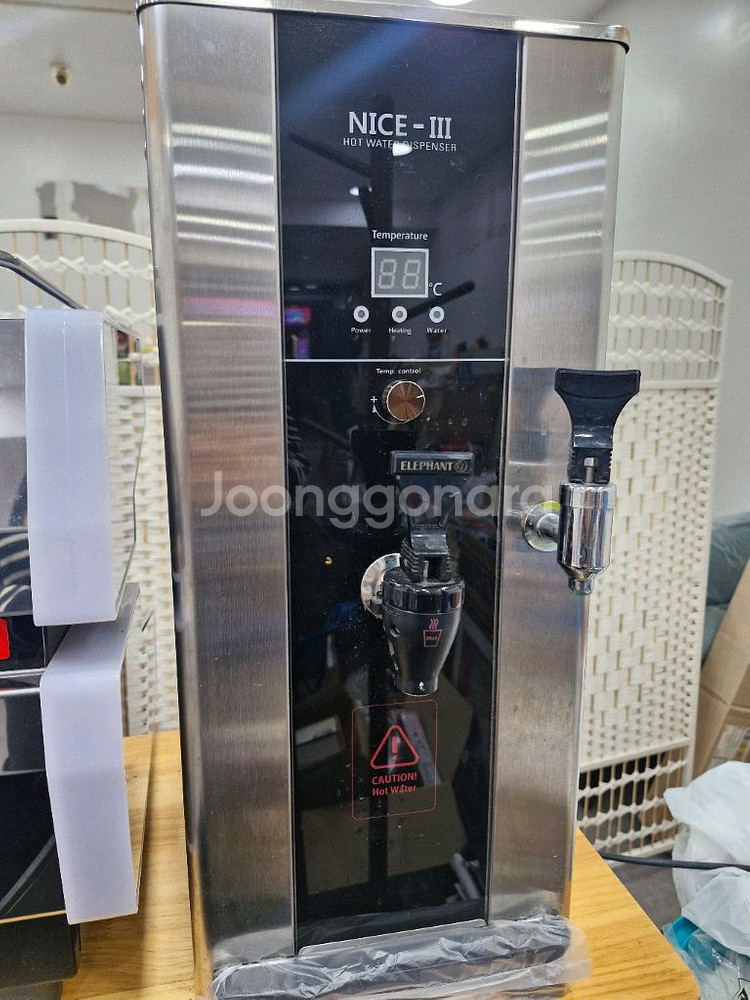 커피머신기 온수기 쇼케이스 제빙기 냉장고 냉동고--3