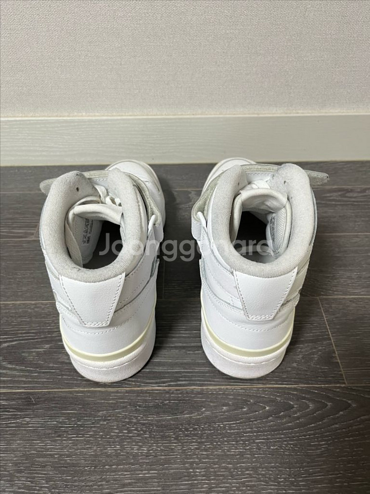 아디다스 포럼 하이 흰색--3