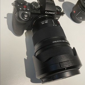 파나소닉 DC-S5K 카메라 / 렌즈 킷, 루믹스 S-