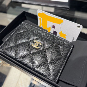 샤넬 클래식 카드 홀더 슬롯