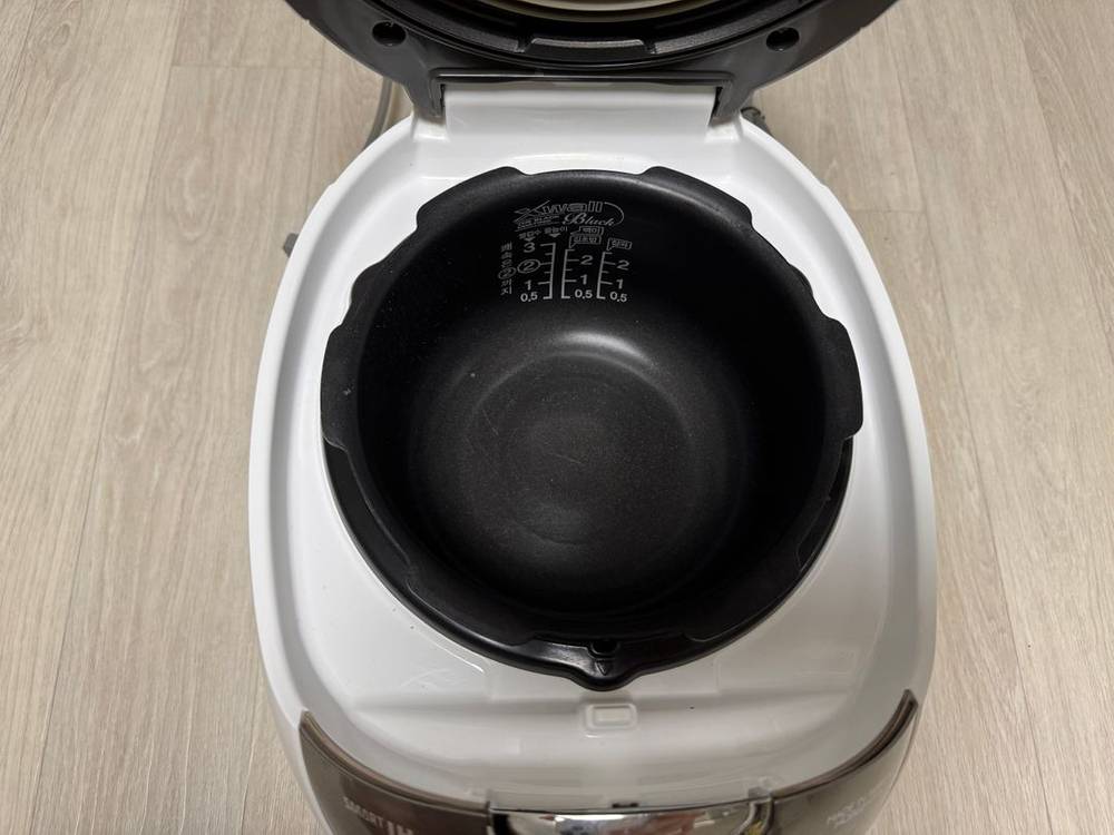 쿠쿠 3인용 압력 밥솥 (HQB0310FS)--2