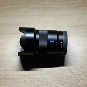 소니 칼이사 자이스 렌즈 sel24f18z