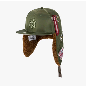 뉴에라 알파인더스트리xMLB뉴욕양키스 도그이어 팝니다