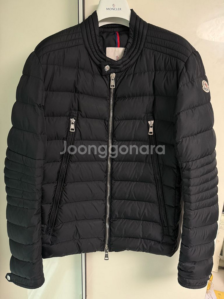 정품)몽클레어 남성패딩 아미오 3--0